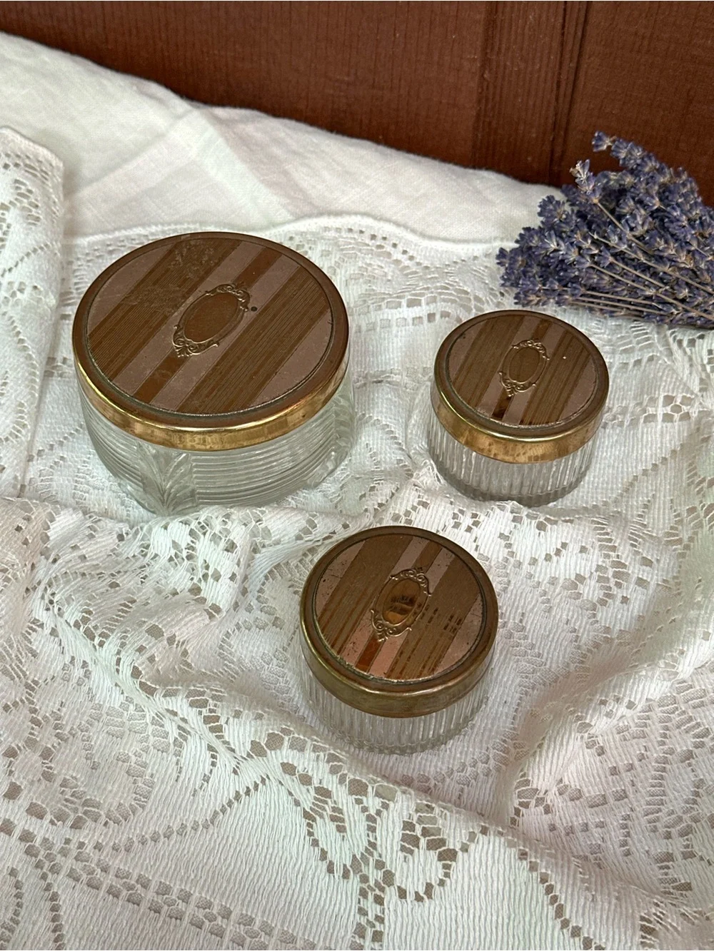 3-Piece Ribbed Clear Glass Vanity Powder Jar Set w/ Gold Tone Metal Lids